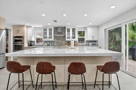 3957 Nw 7th Court Delray Beach FL 33445