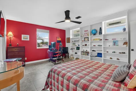 3957 Nw 7th Court Delray Beach FL 33445