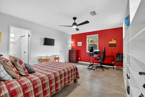 3957 Nw 7th Court Delray Beach FL 33445