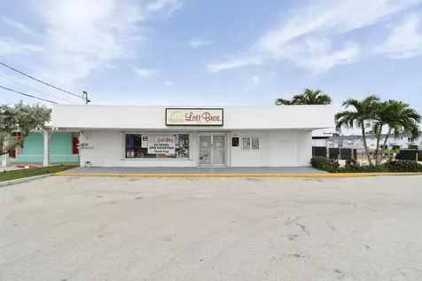 631 Northlake Boulevard North Palm Beach FL 33408
