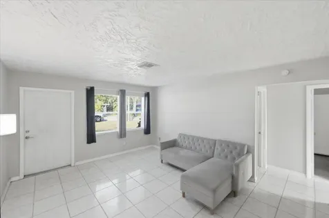 1813 Edgevale Road Fort Pierce FL 34982