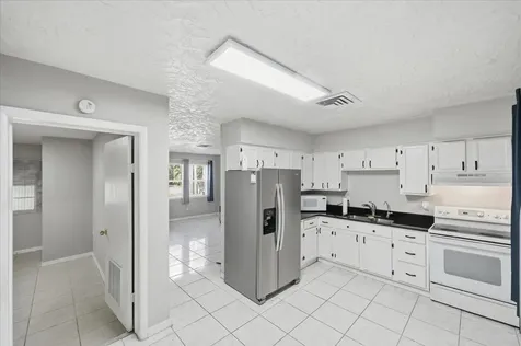 1813 Edgevale Road Fort Pierce FL 34982