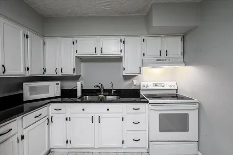 1813 Edgevale Road Fort Pierce FL 34982