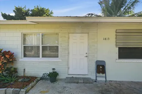 1813 Edgevale Road Fort Pierce FL 34982