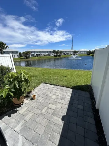 5630 N Enclave Drive Mangonia Park FL 33407