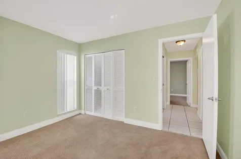 966 Nw 37th Avenue Delray Beach FL 33445
