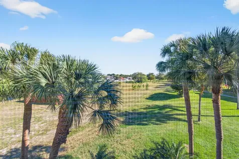 5900 Camino Del Sol Boca Raton FL 33433