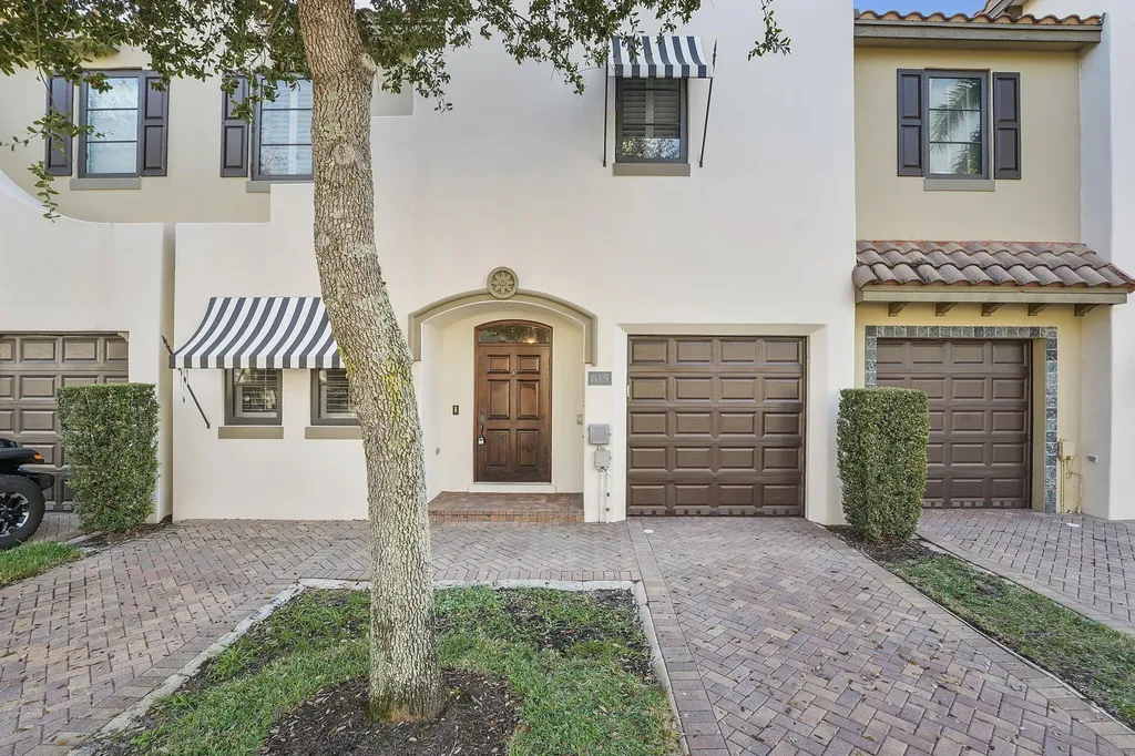 615 Via Villagio Hypoluxo FL 33462