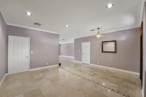 615 Via Villagio Hypoluxo FL 33462