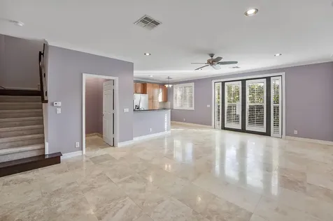 615 Via Villagio Hypoluxo FL 33462