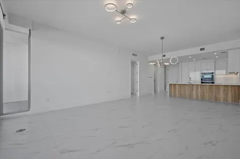 220 Lake Shore Drive West Palm Beach FL 33403