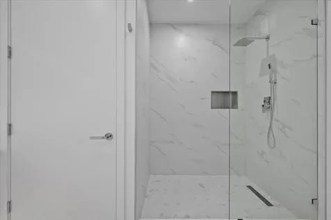 220 Lake Shore Drive West Palm Beach FL 33403