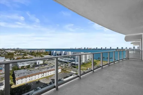 220 Lake Shore Drive West Palm Beach FL 33403