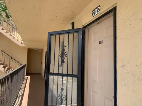 9370 SW 8th Street Boca Raton FL 33428