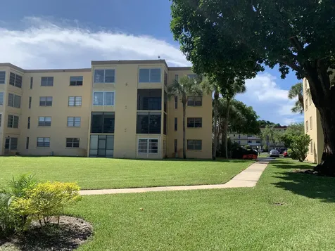 9370 SW 8th Street Boca Raton FL 33428