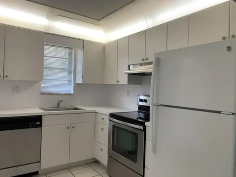 9370 SW 8th Street Boca Raton FL 33428