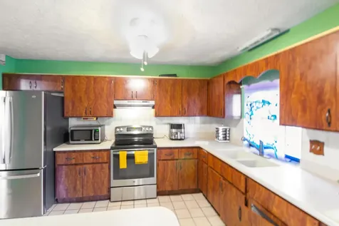 372 Sw Carter Avenue Port Saint Lucie FL 34983