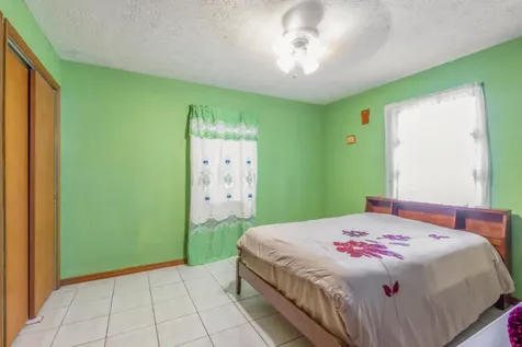 372 Sw Carter Avenue Port Saint Lucie FL 34983