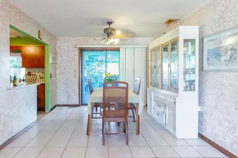 372 Sw Carter Avenue Port Saint Lucie FL 34983