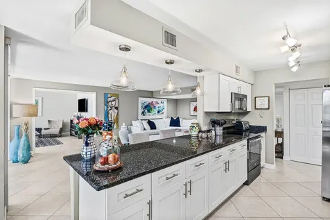 800 E Jeffery Street Boca Raton FL 33487