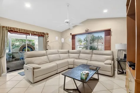 7218 Norwich Lane Boynton Beach FL 33436