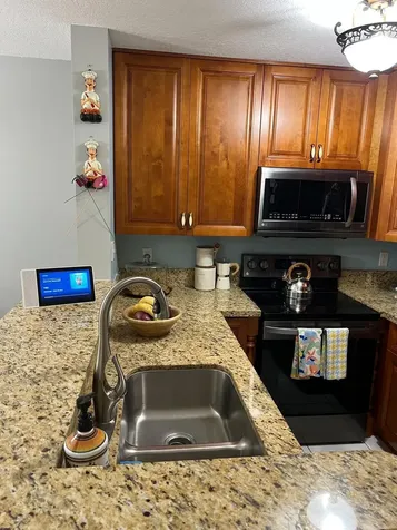 1602 W Lakeview Drive Royal Palm Beach FL 33411