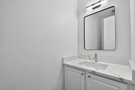 2502 N Dixie Highway Lake Worth Beach FL 33460
