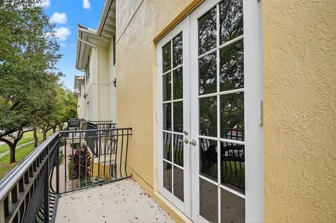 2502 N Dixie Highway Lake Worth Beach FL 33460