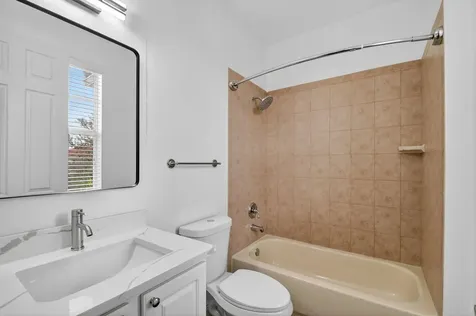 2502 N Dixie Highway Lake Worth Beach FL 33460