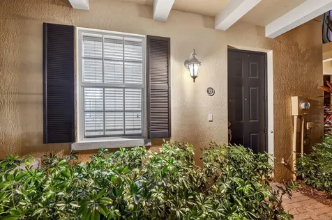 2502 N Dixie Highway Lake Worth Beach FL 33460