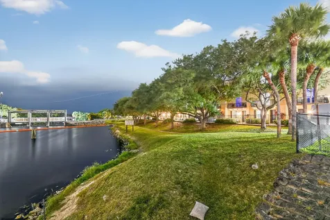 2502 N Dixie Highway Lake Worth Beach FL 33460
