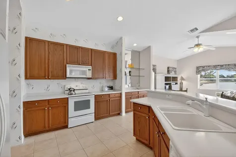 8440 Grand Messina Circle Boynton Beach FL 33472