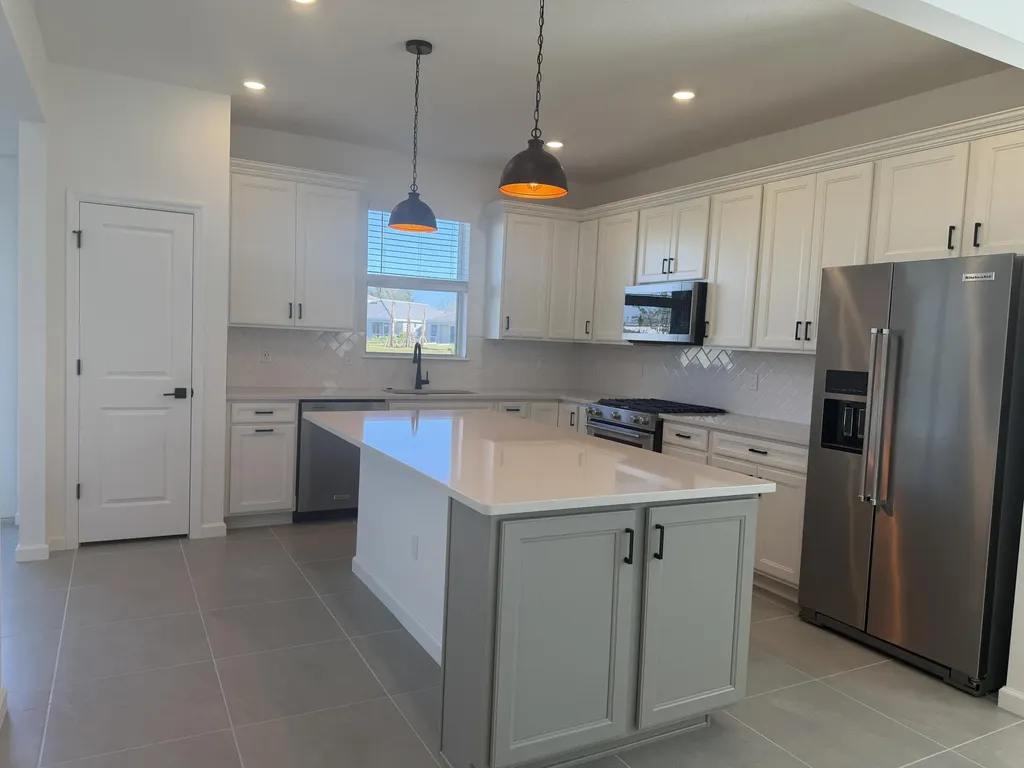 4450 Pinafore Street Vero Beach FL 32967