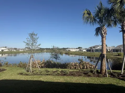 4450 Pinafore Street Vero Beach FL 32967