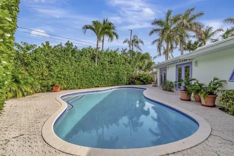4410 NE 24th Avenue Lighthouse Point FL 33064