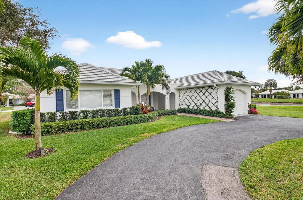 13 Acacia Drive Boynton Beach FL 33436