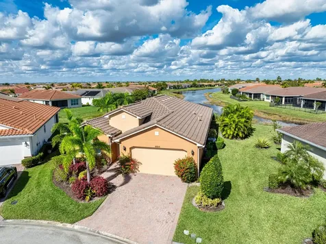 10313 Sw Fernwood Avenue Port Saint Lucie FL 34987