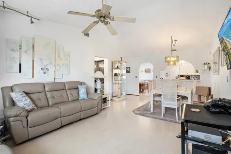 7633 Tahiti Lane Lake Worth FL 33467