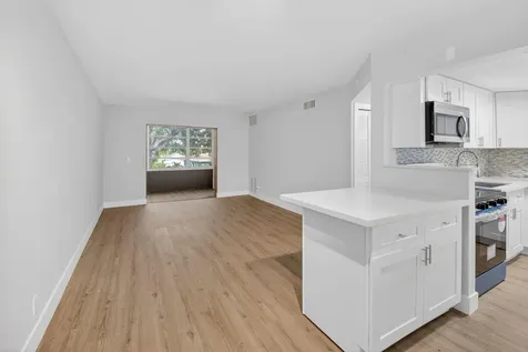 2213 Ne 1st Court Boynton Beach FL 33435