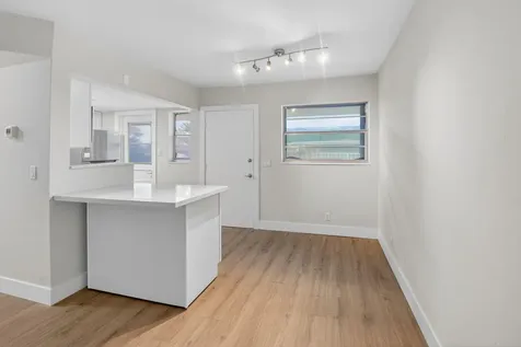 2213 Ne 1st Court Boynton Beach FL 33435