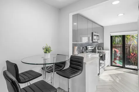 215 N Swinton Avenue Delray Beach FL 33444