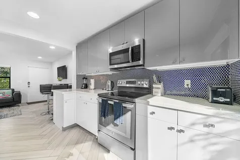 215 N Swinton Avenue Delray Beach FL 33444
