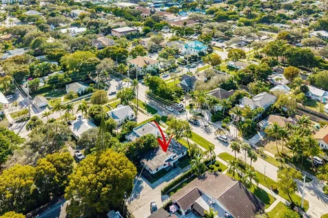 215 N Swinton Avenue Delray Beach FL 33444