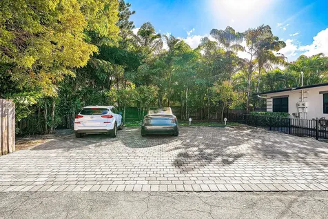 215 N Swinton Avenue Delray Beach FL 33444