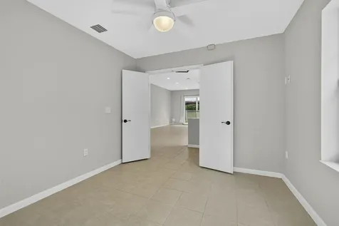 1475 Running Oak Lane Royal Palm Beach FL 33411