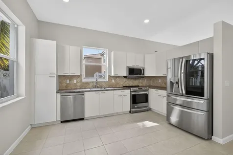 1475 Running Oak Lane Royal Palm Beach FL 33411