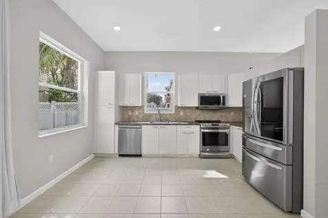 1475 Running Oak Lane Royal Palm Beach FL 33411