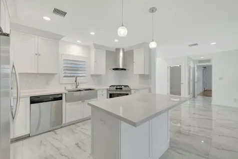 2612 NE 5th Street Pompano Beach FL 33062