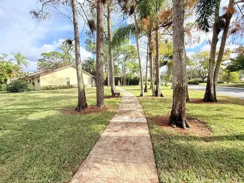 91 Rose Bay Court Royal Palm Beach FL 33411