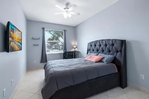 2131 Man Of War West Palm Beach FL 33411